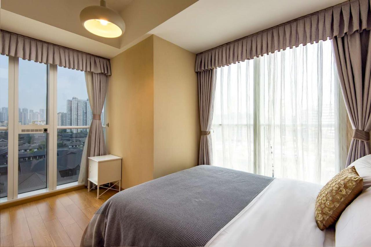 S6 Service Apartment（Chengdu Chunxi Road Taikoo Li Branch） Екстер'єр фото